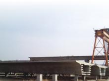 250+250T高铁提梁机